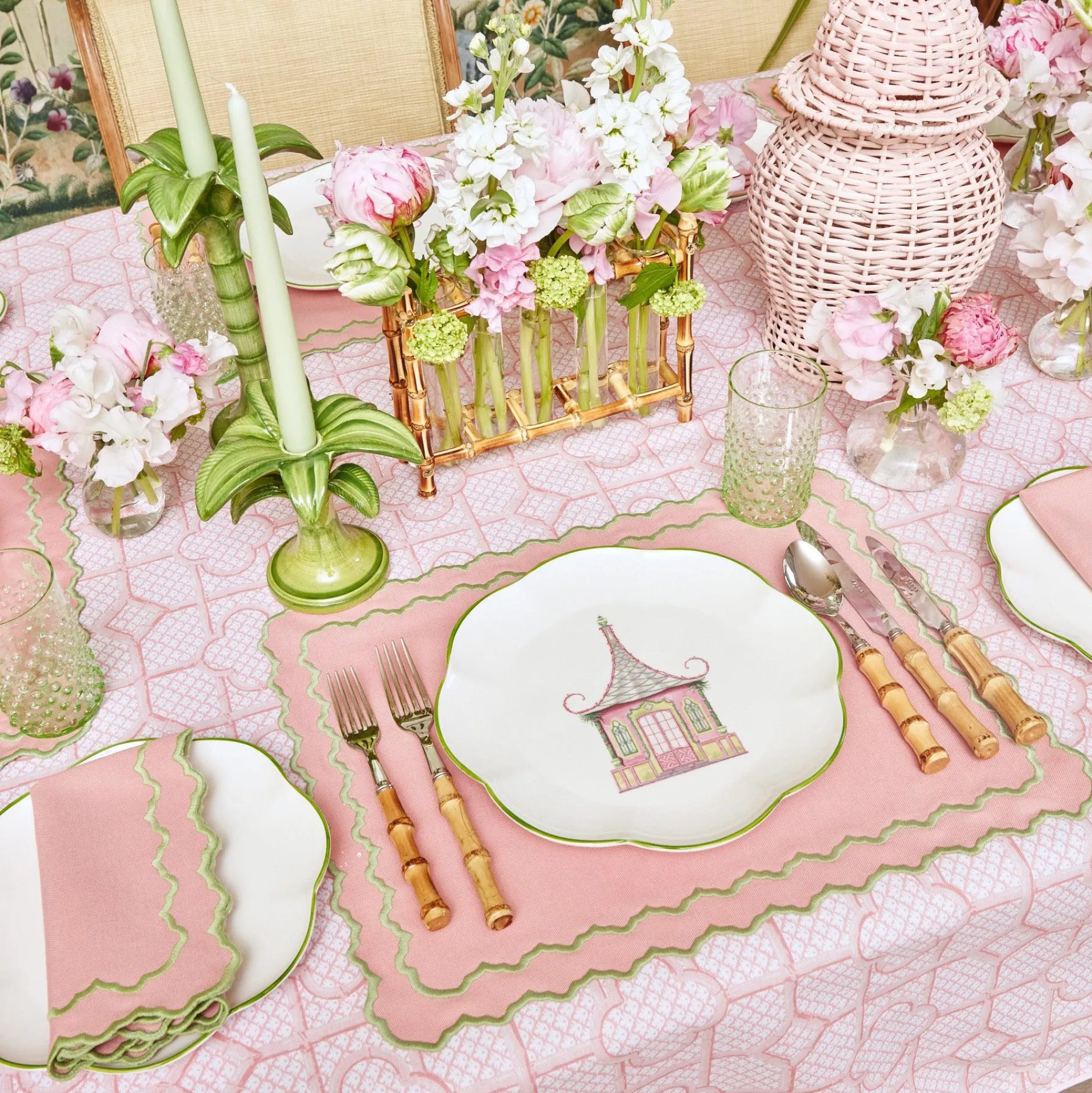 Outlet Mrs. Alice Pink & Green Pagoda Dinner Plate