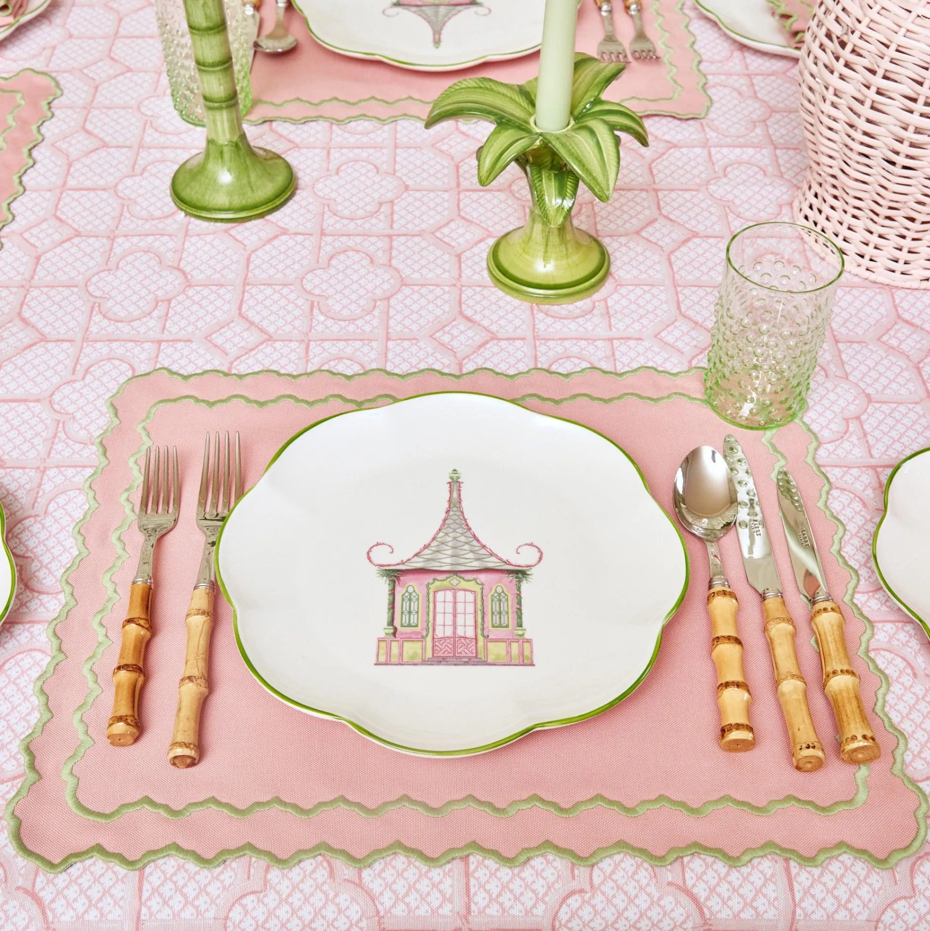 New Mrs. Alice Pink & Green Pagoda Dinner Plate (Set Of 4)