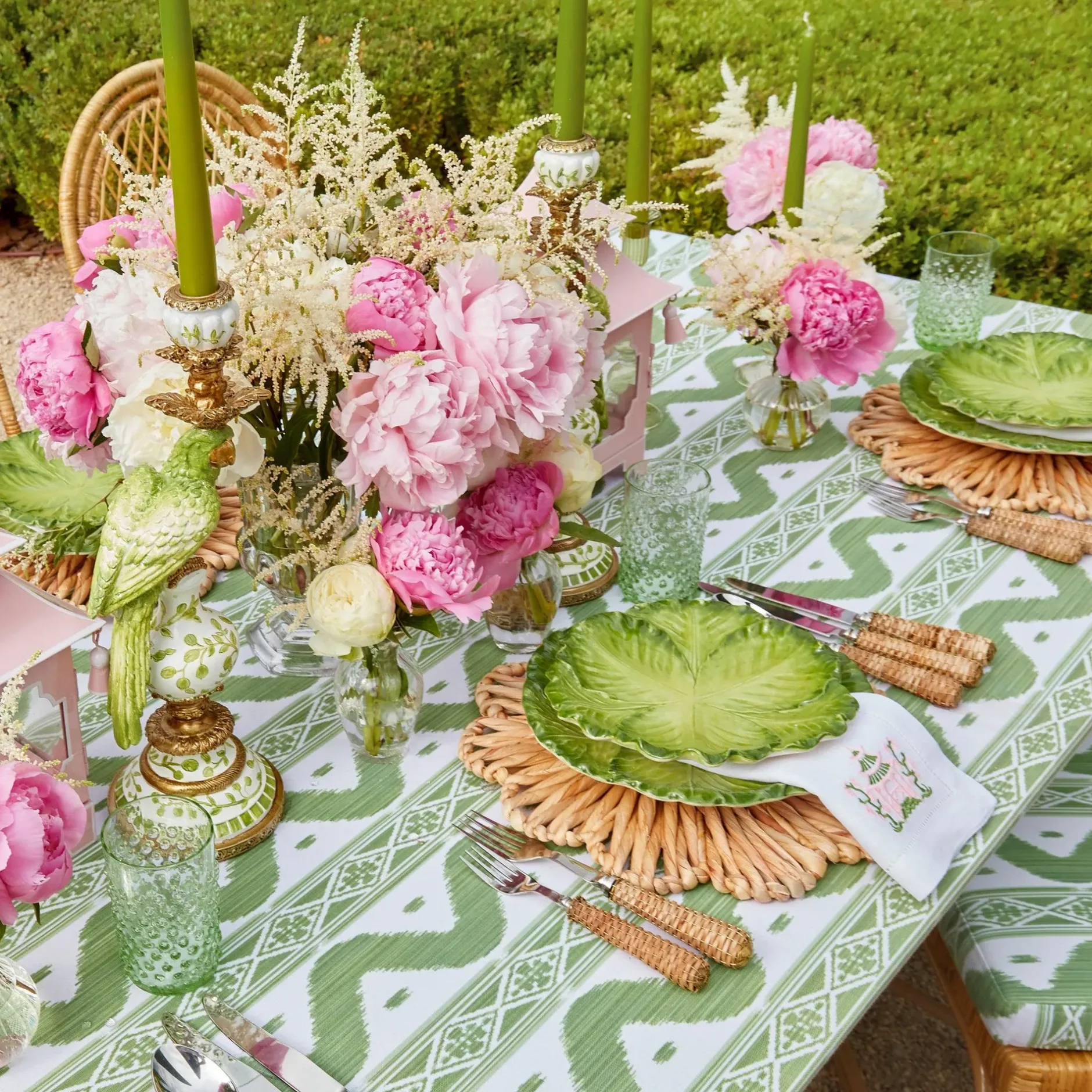 Clearance Mrs. Alice Pink & Green Pagoda Napkins (Set Of 4)