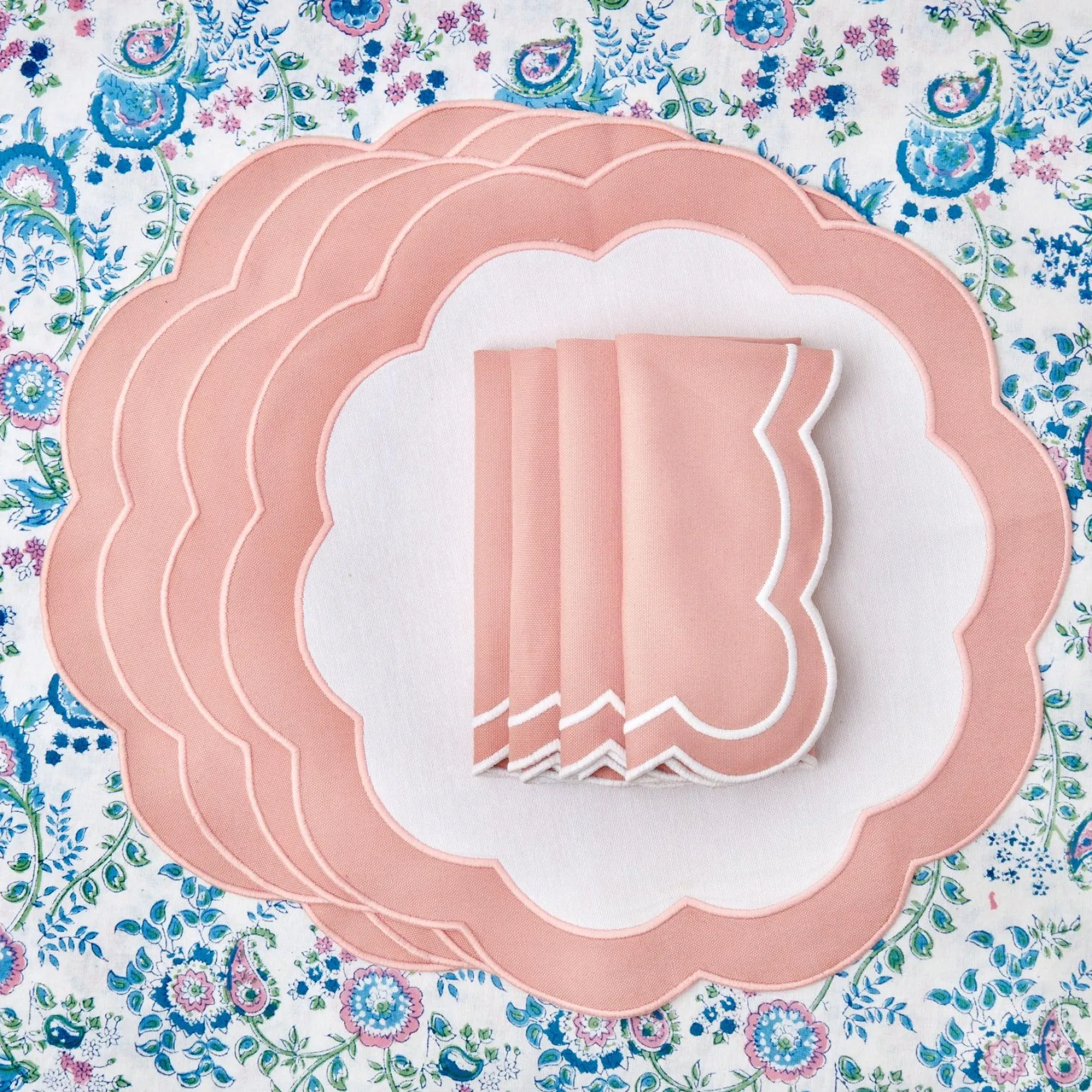 Best Mrs. Alice Pink Applique Napkins (Set Of 4)