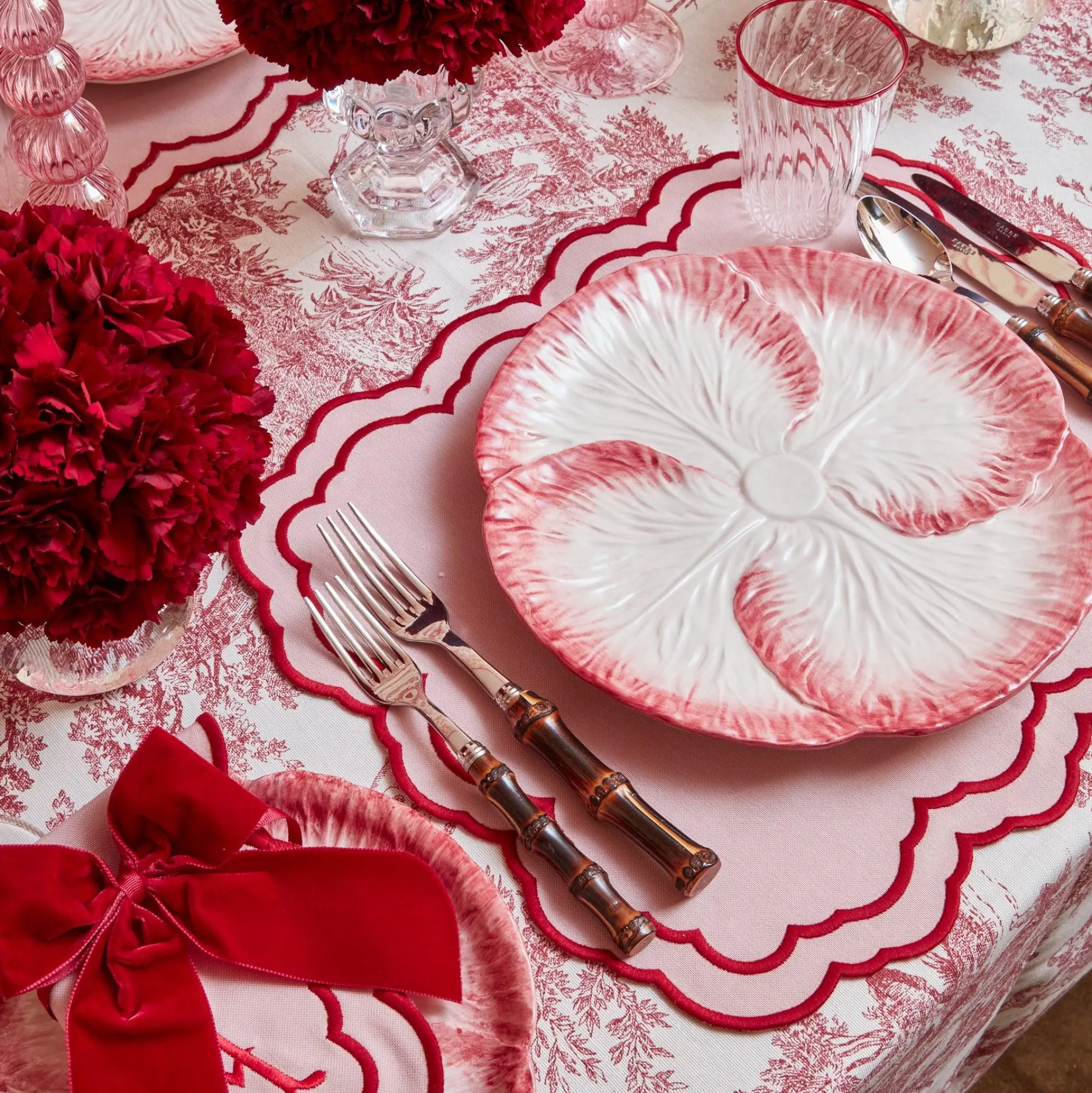Discount Mrs. Alice Pink Capri Lettuce Dinner Plate (Set Of 4)
