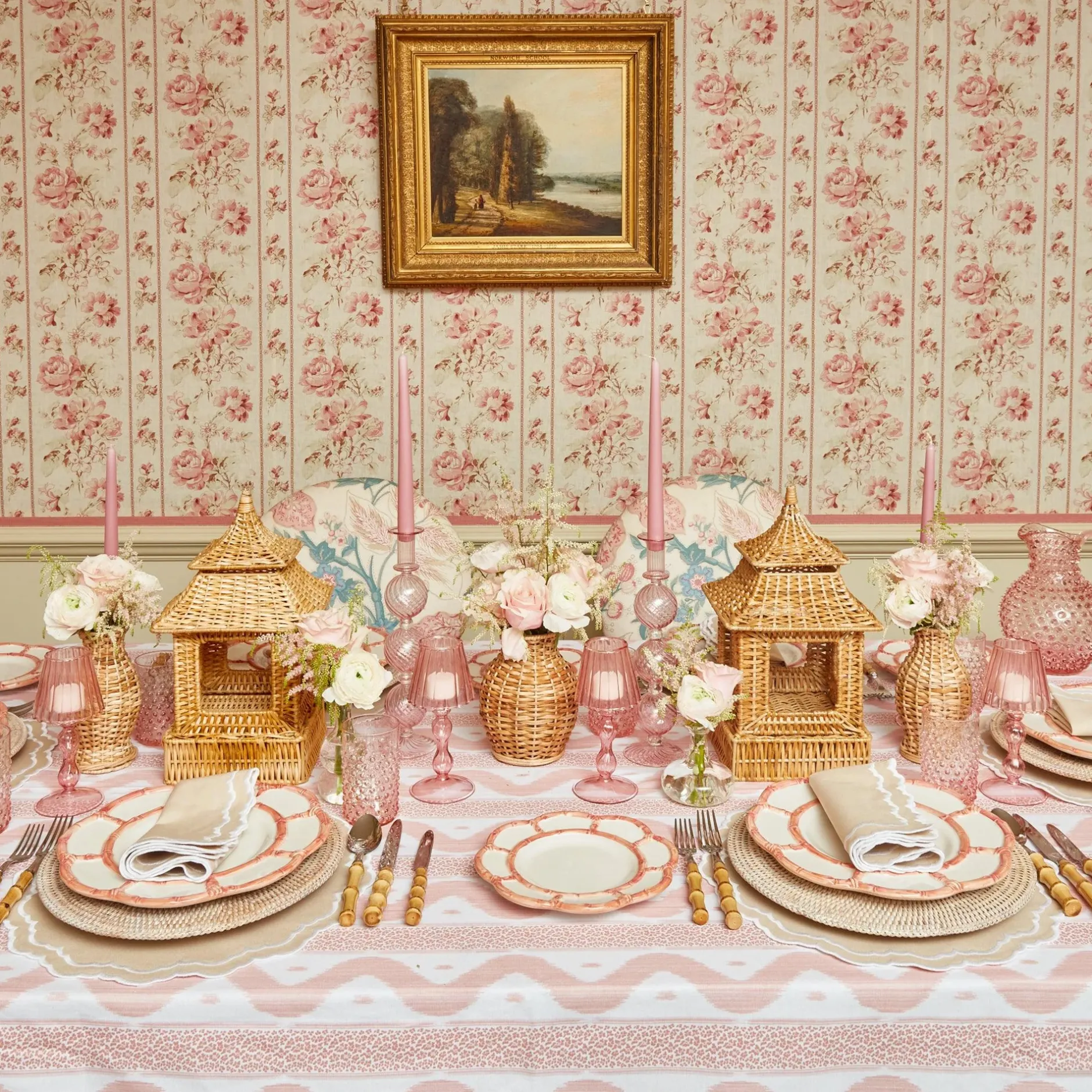 Hot Mrs. Alice Pink Petal Bamboo Dinner Plate