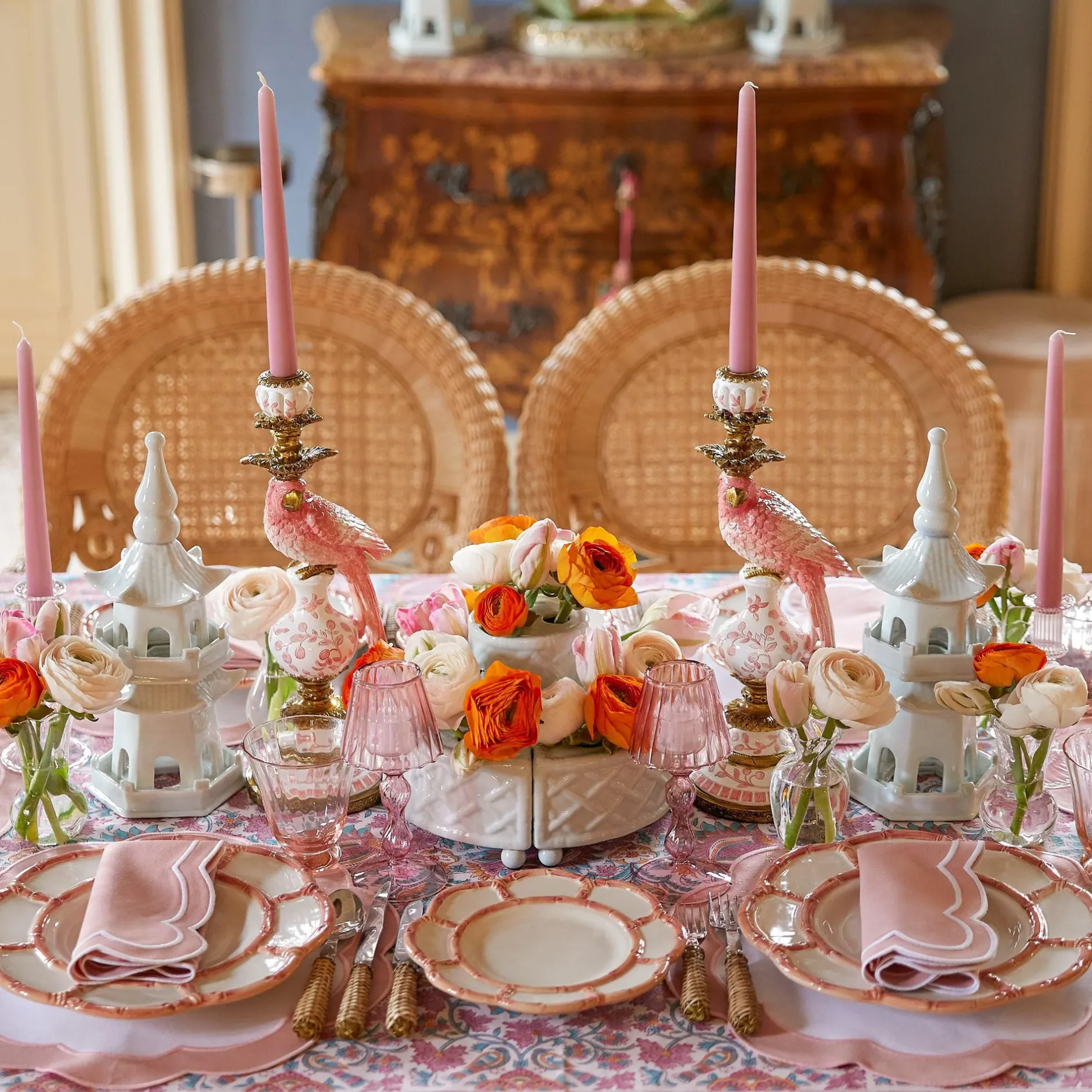 Hot Mrs. Alice Pink Petal Bamboo Dinner Plate