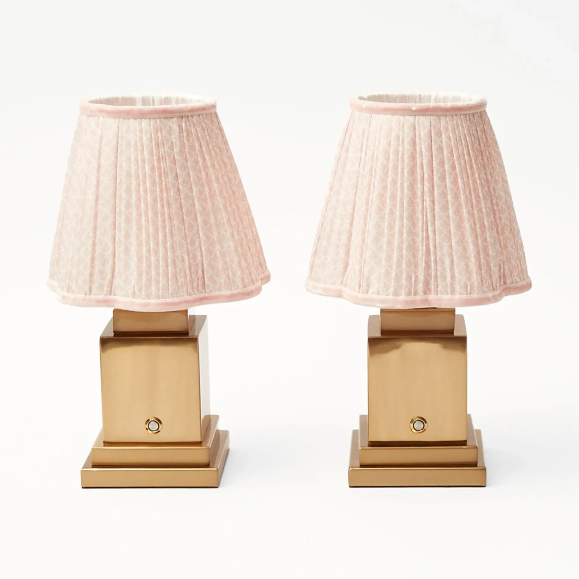 Sale Mrs. Alice Rechargeable Lamp With Pink Lotus Lampshade