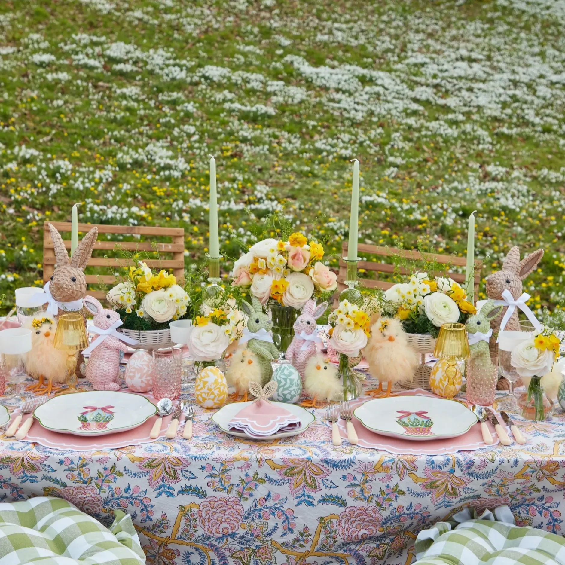 Mrs. Alice Scalloped Easter Dinner & Starter Plate (Set Of 8)