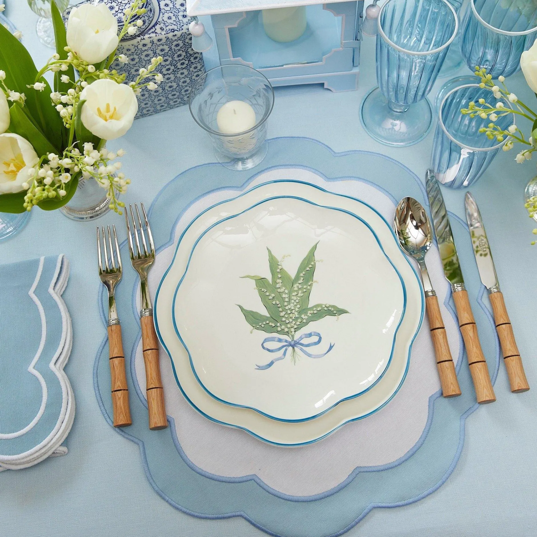 Hot Mrs. Alice Scalloped Lily Of The Valley Starter Plate