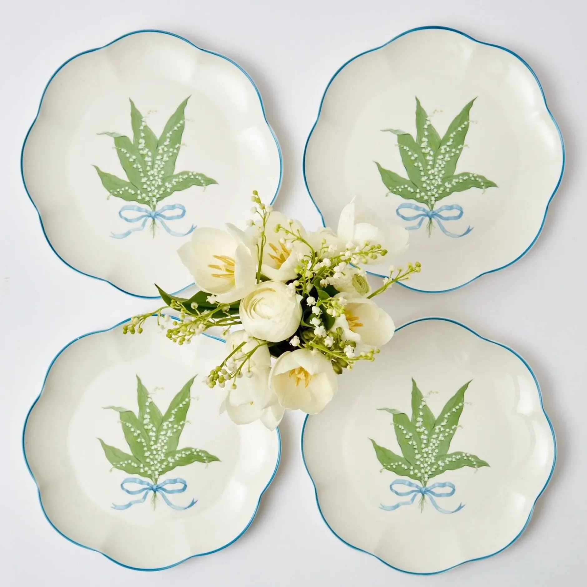 Mrs. Alice Scalloped Lily Of The Valley Dinner Plate (Set Of 4)