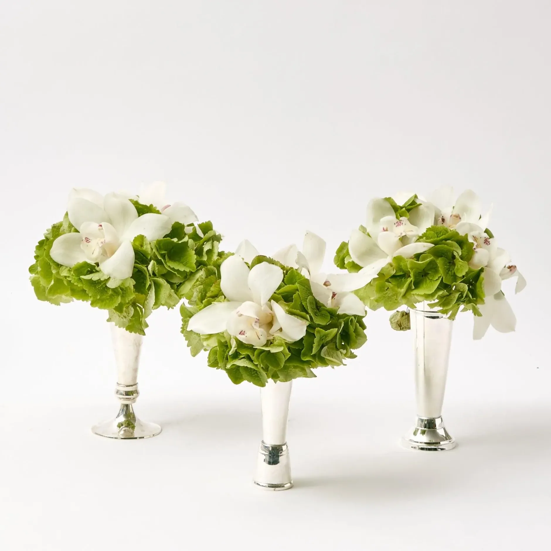 Hot Mrs. Alice Scalloped Mint Julep Vase (Set Of 3)