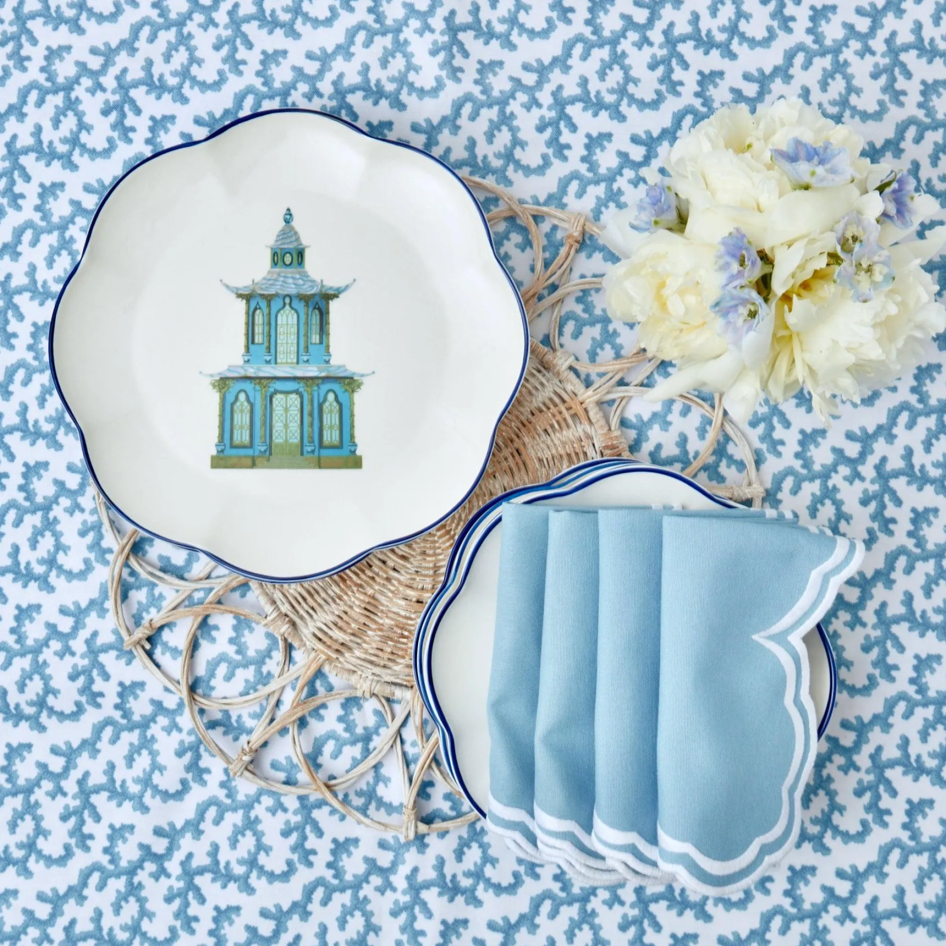 Online Mrs. Alice Scalloped Pagoda Dinner Plate