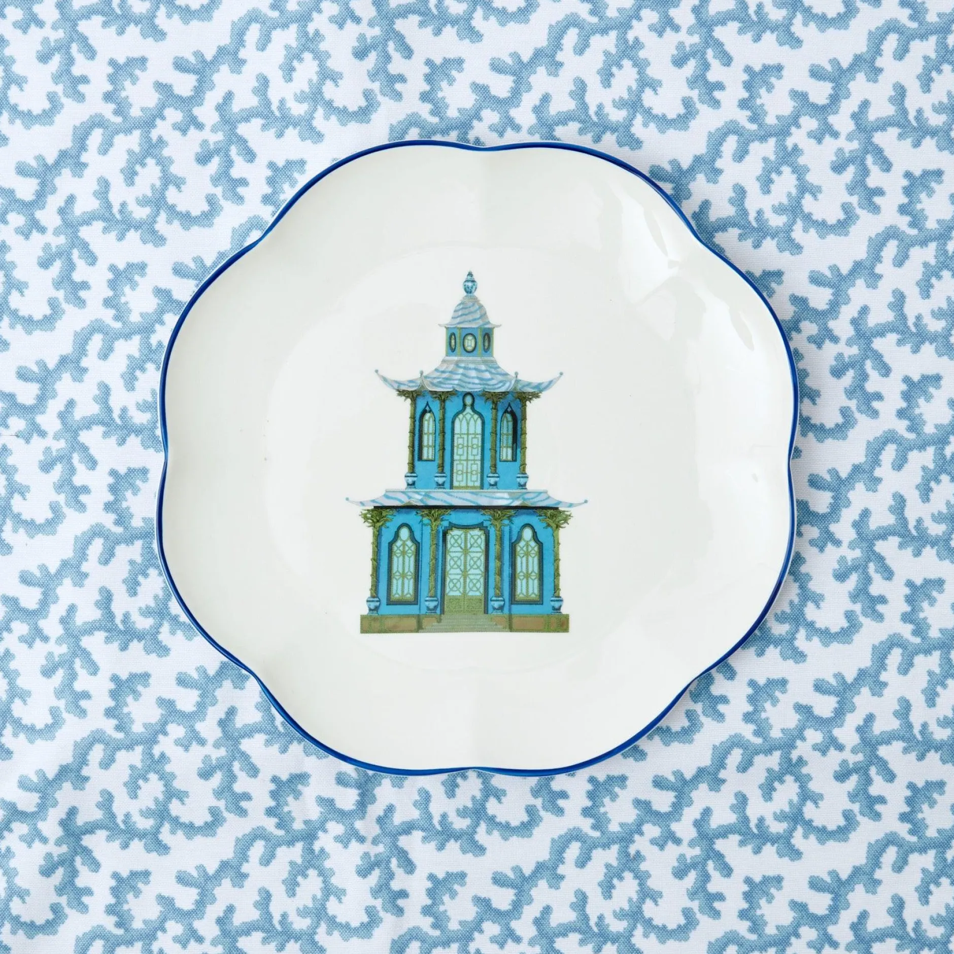 Online Mrs. Alice Scalloped Pagoda Dinner Plate