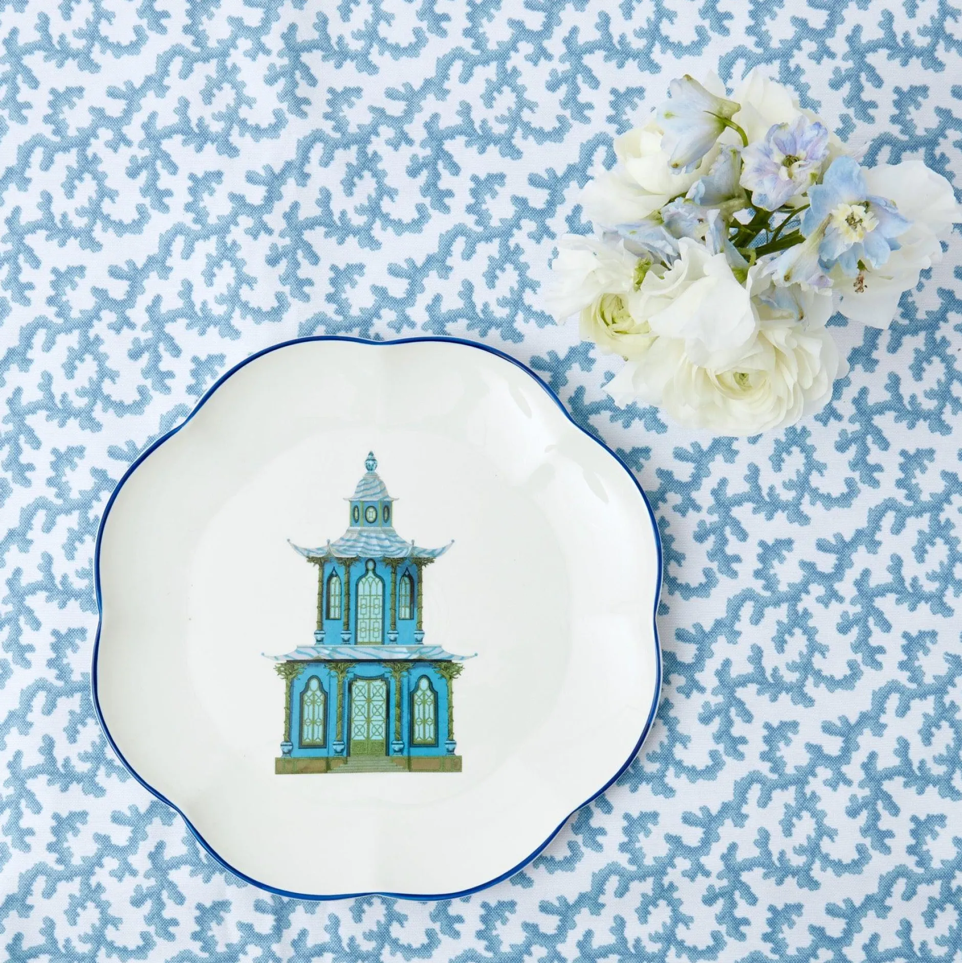 Online Mrs. Alice Scalloped Pagoda Dinner Plate