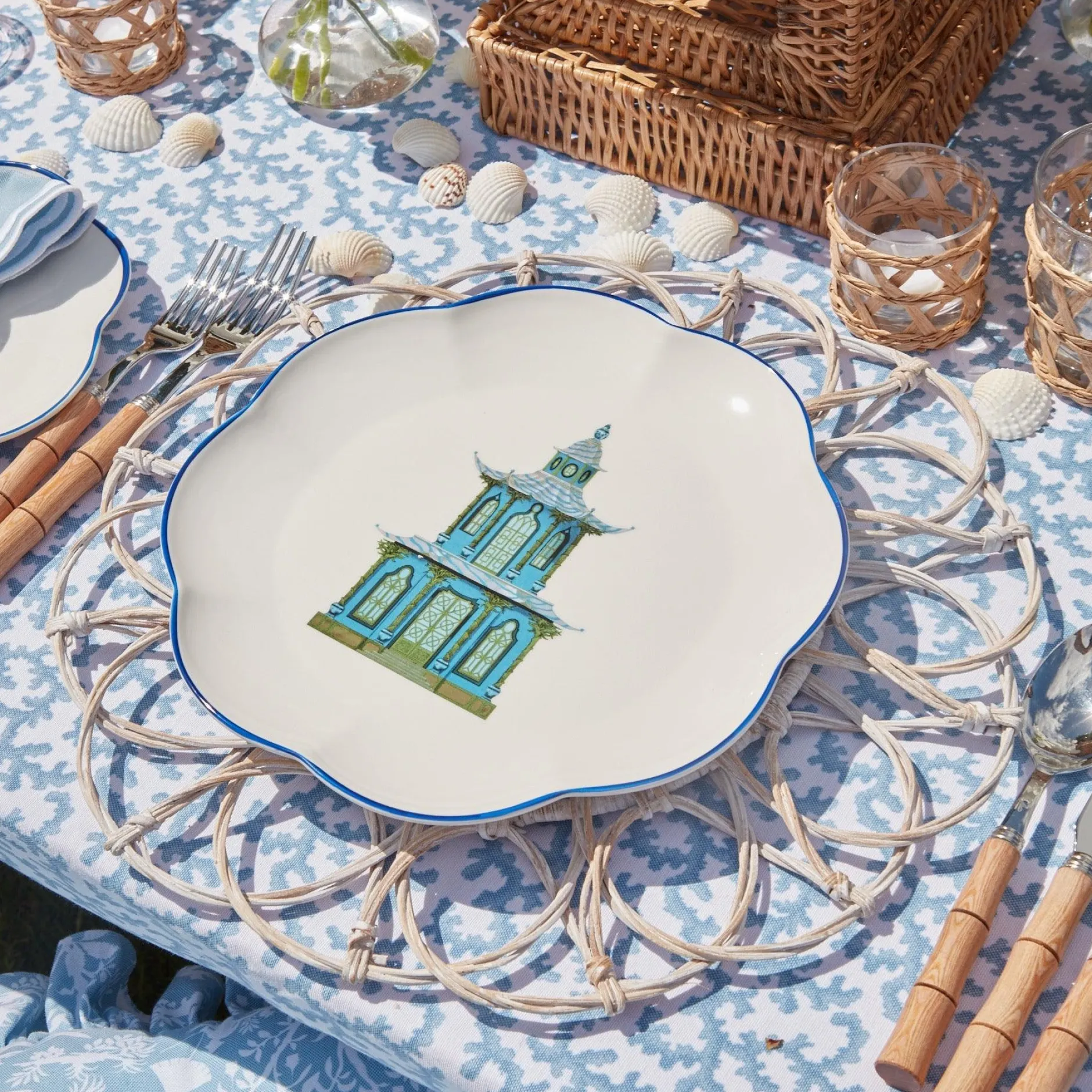 Sale Mrs. Alice Scalloped Pagoda Dinner Plate (Set Of 4)