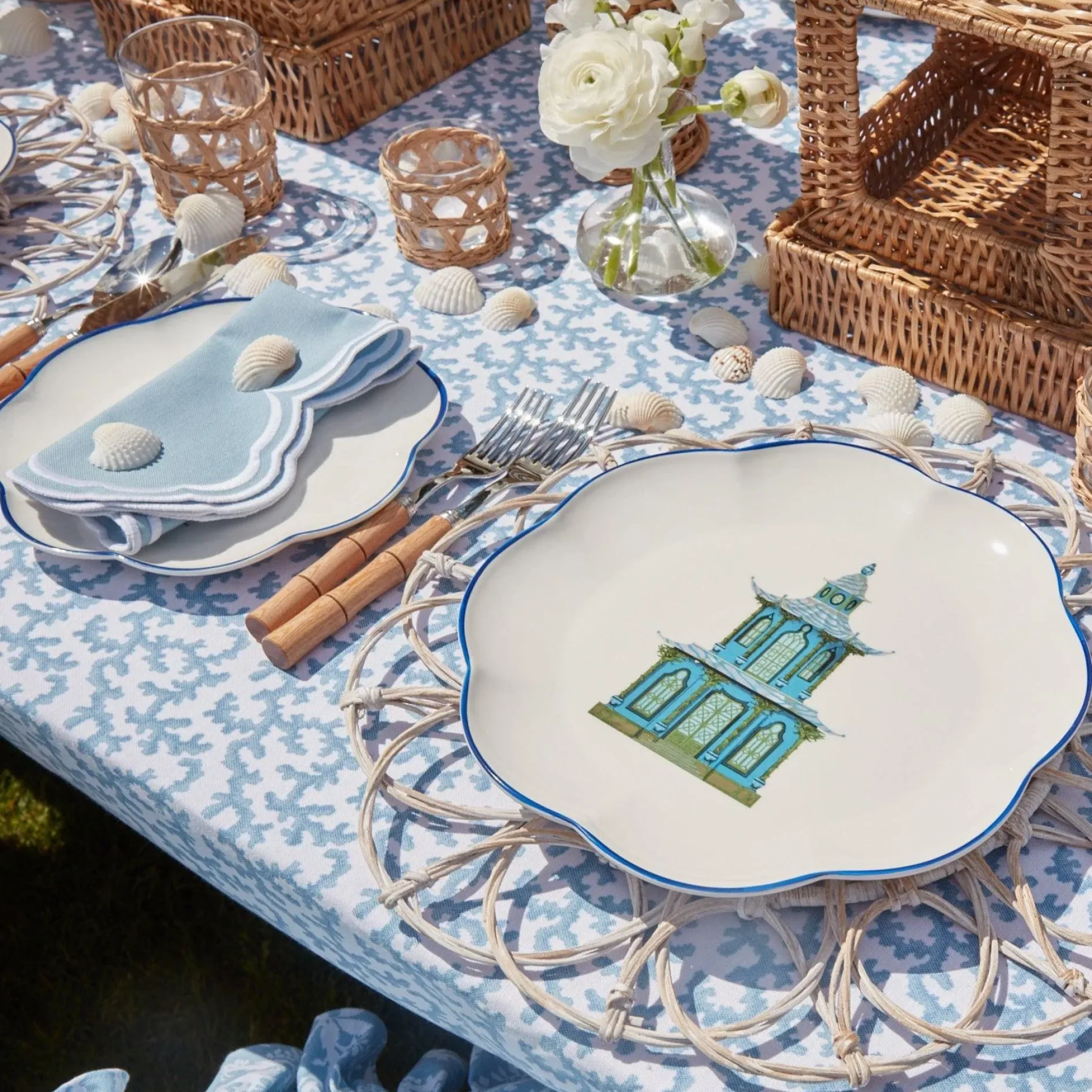 Sale Mrs. Alice Scalloped Pagoda Dinner Plate (Set Of 4)