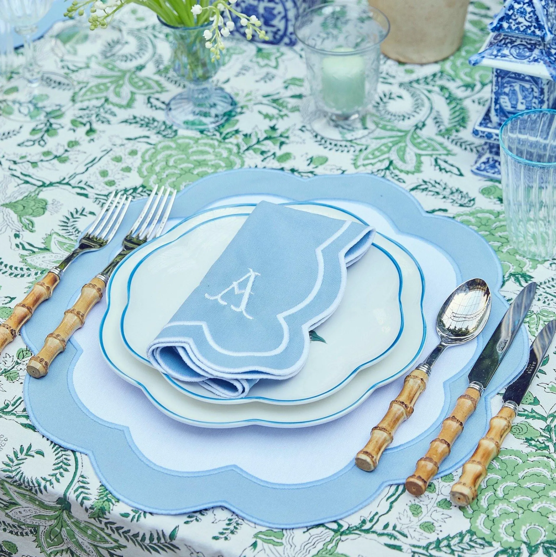 Hot Mrs. Alice Serena Applique Blue Napkins (Set Of 4)