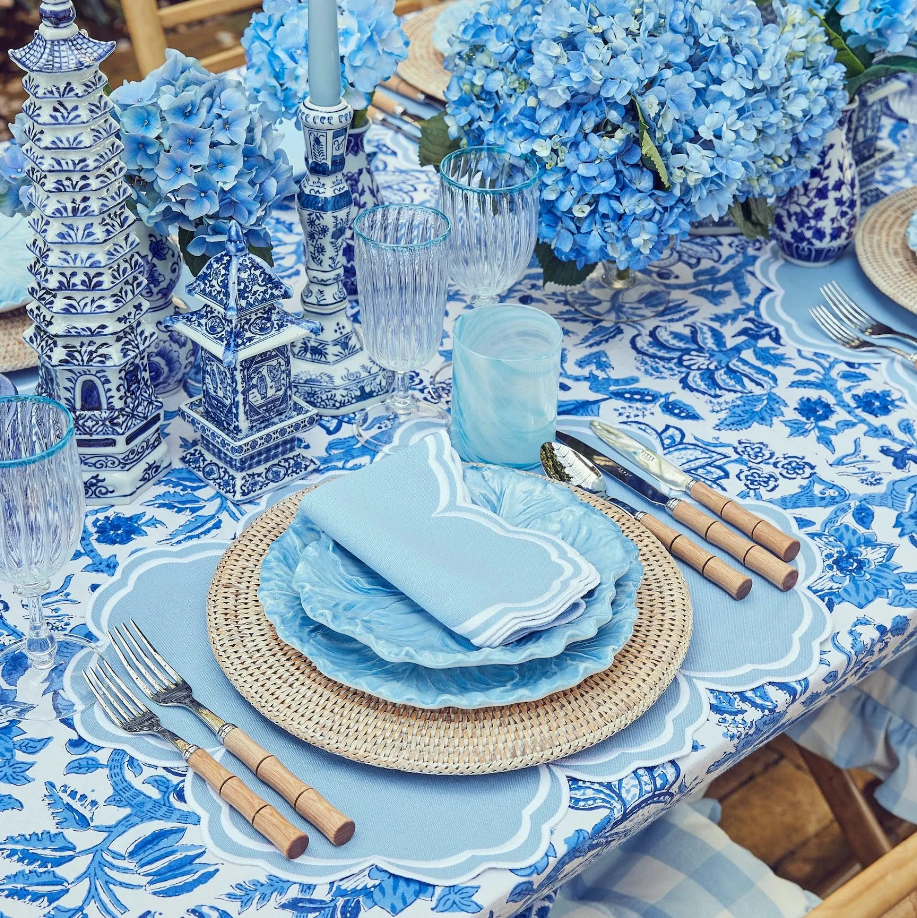 New Mrs. Alice Serena Cornflower Blue Napkins (Set Of 4)