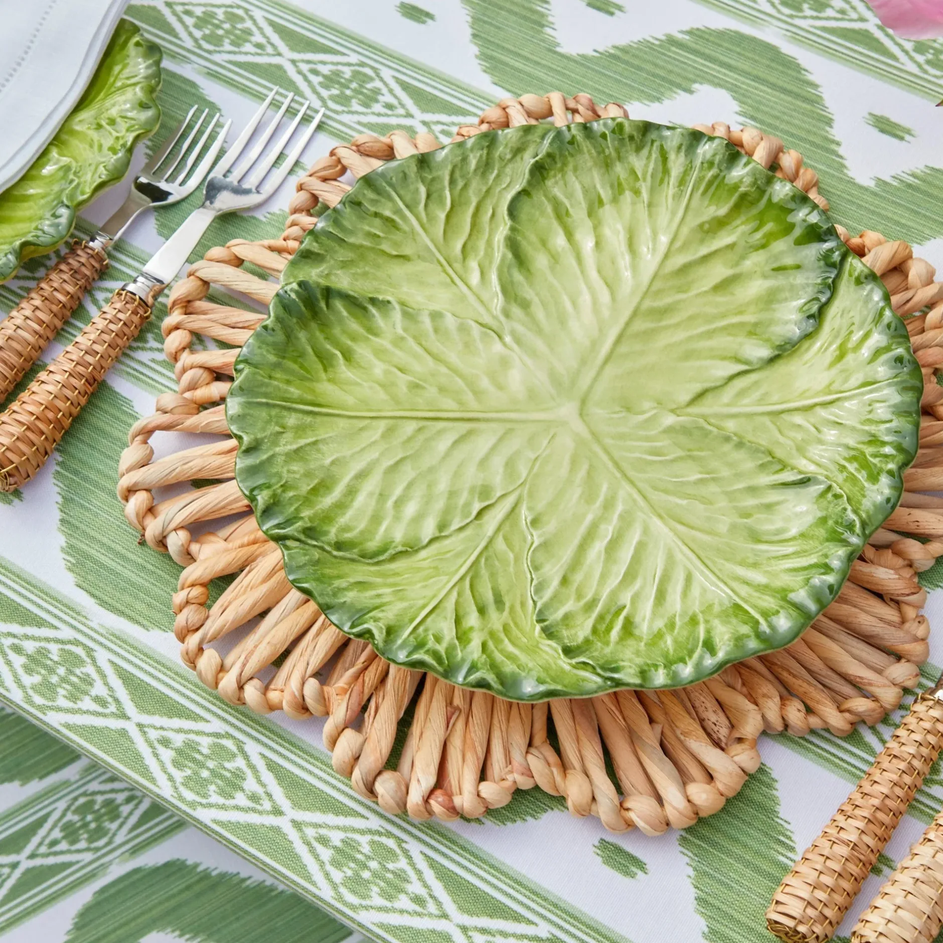 Best Mrs. Alice Serena Green Cabbage Dinner & Starter Plates (Set Of 8)