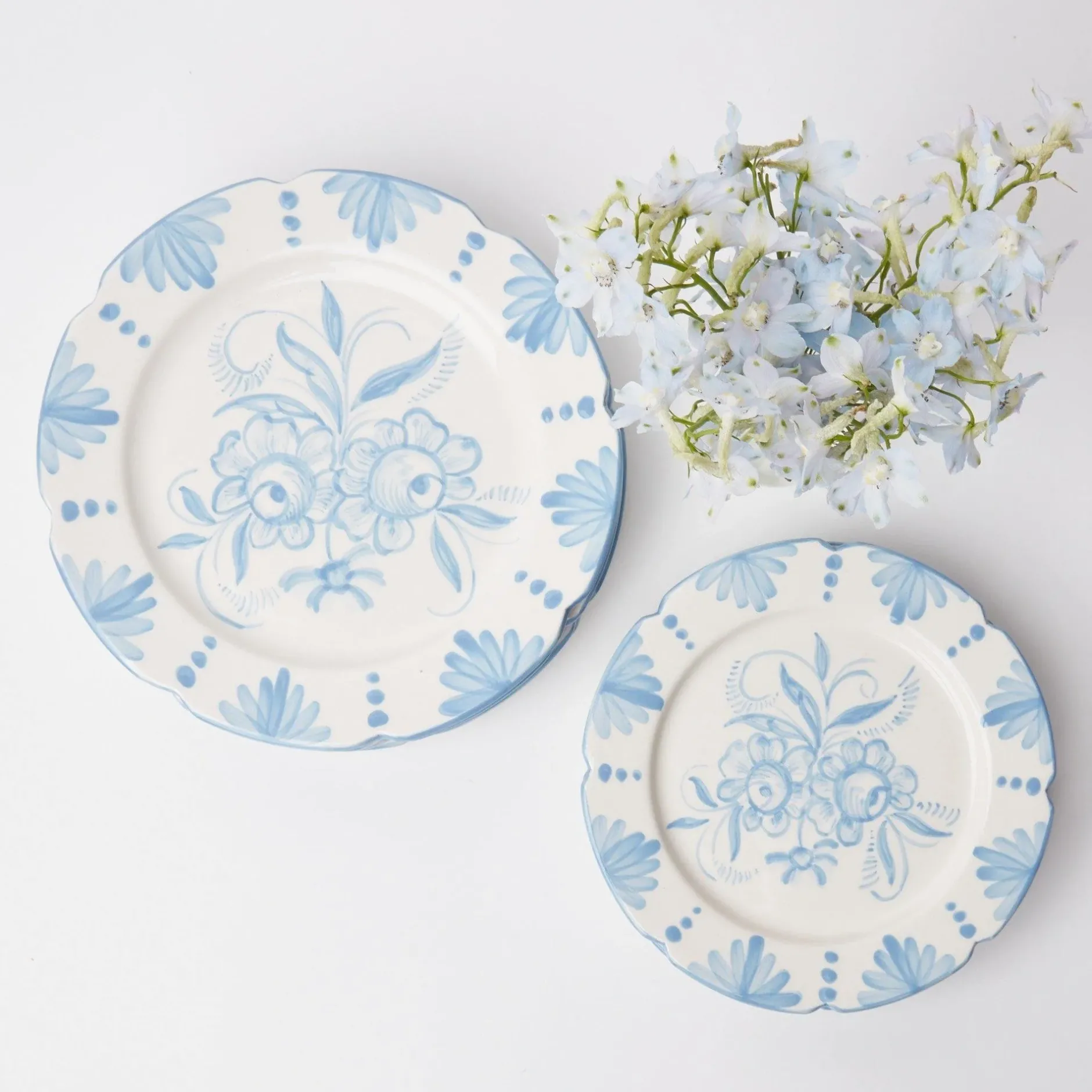 New Mrs. Alice Seville Blue Gardenia Starter Plate (Set Of 4)