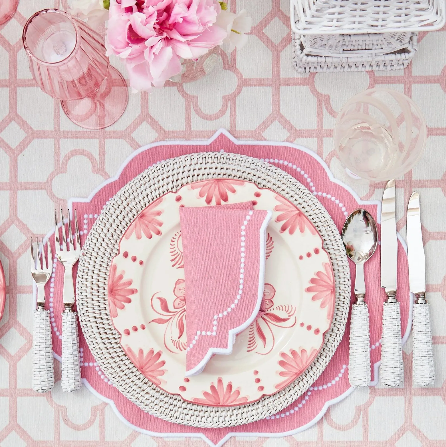Sale Mrs. Alice Seville Pink Gardenia Dinner Plate (Set Of 4)