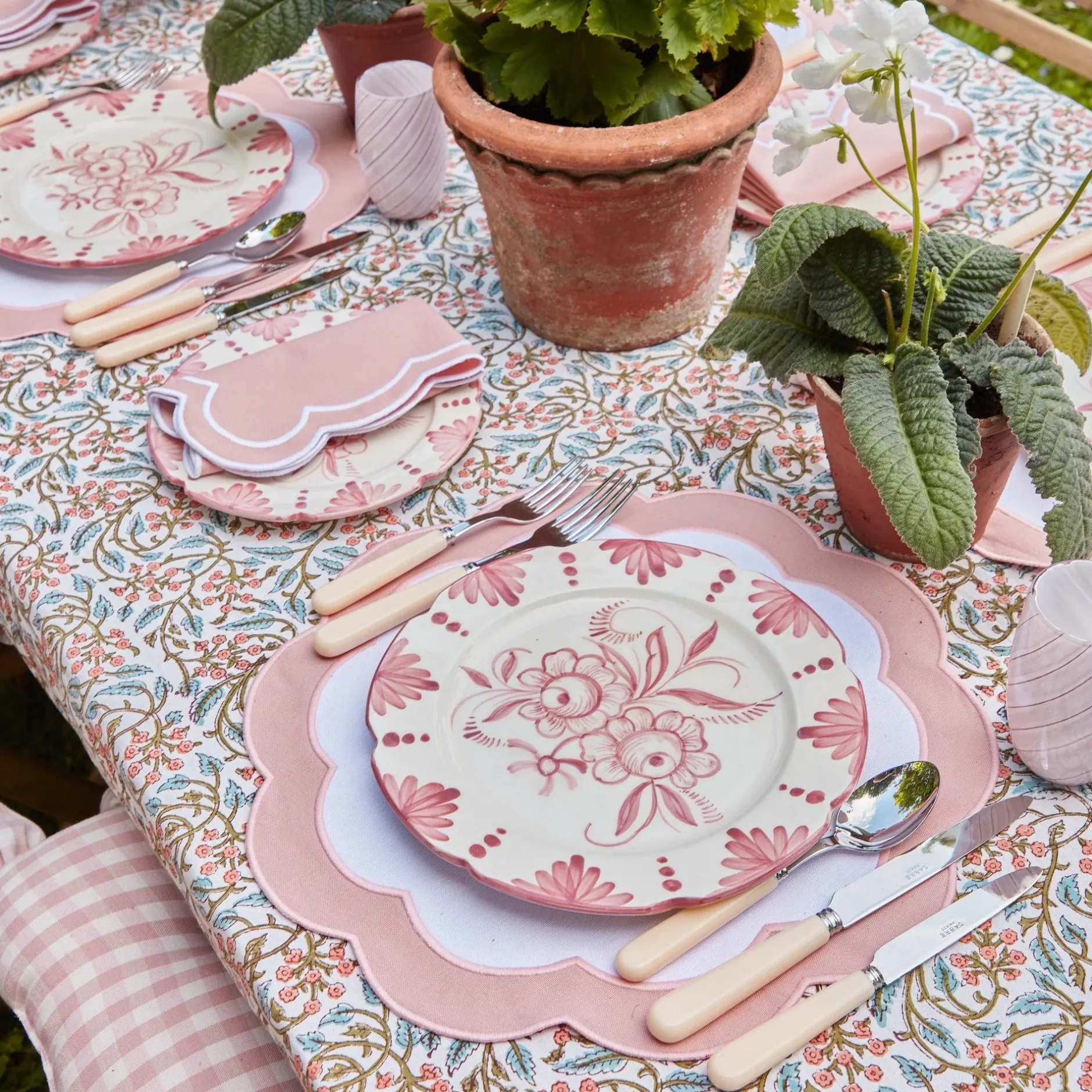 Online Mrs. Alice Seville Pink Gardenia Dinner Plate