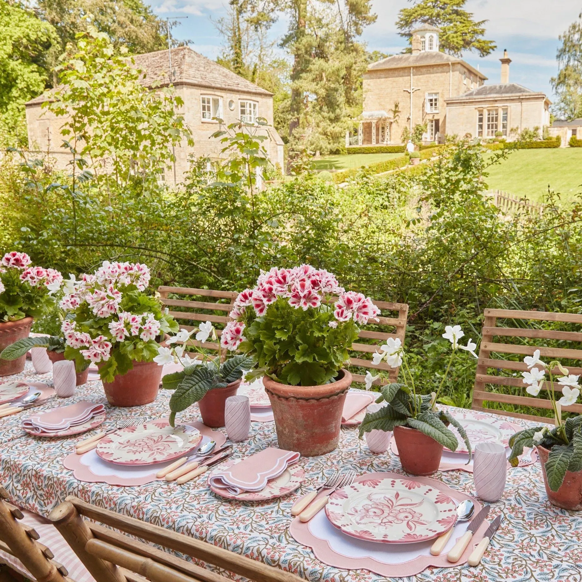 Online Mrs. Alice Seville Pink Gardenia Dinner Plate