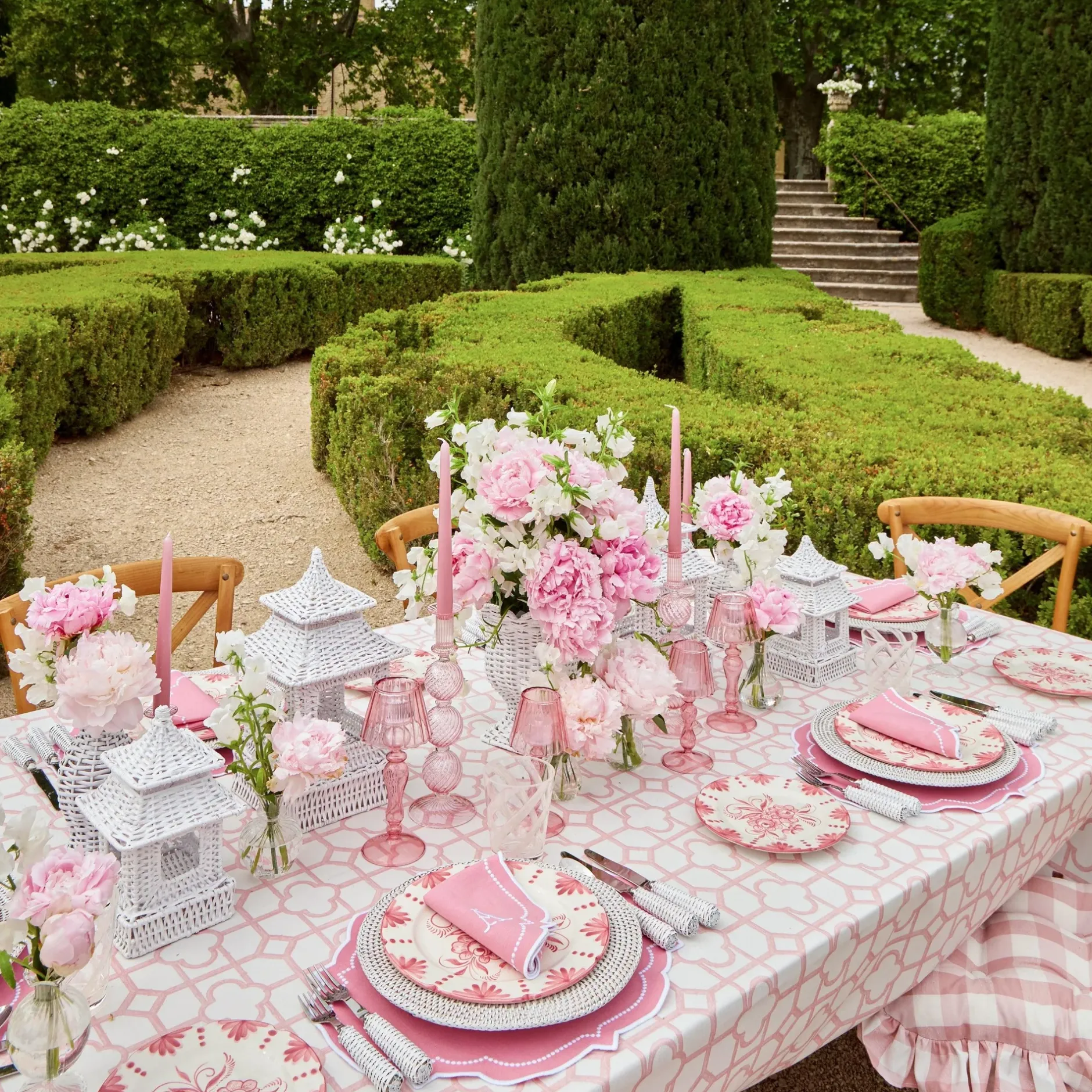 Discount Mrs. Alice Seville Pink Gardenia Starter Plate (Set Of 4)
