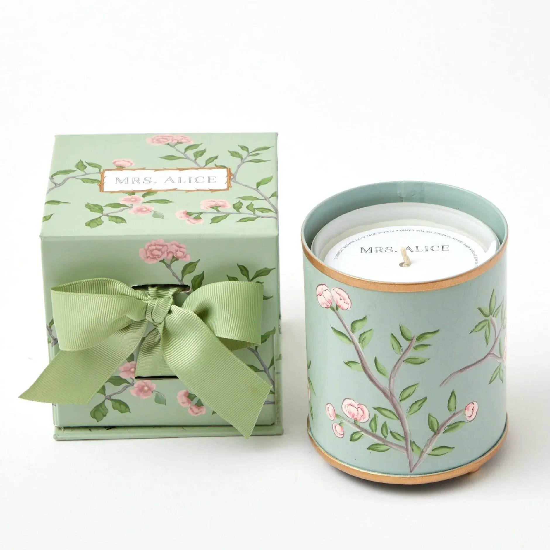 Mrs. Alice Velvet Oak Scented Candle