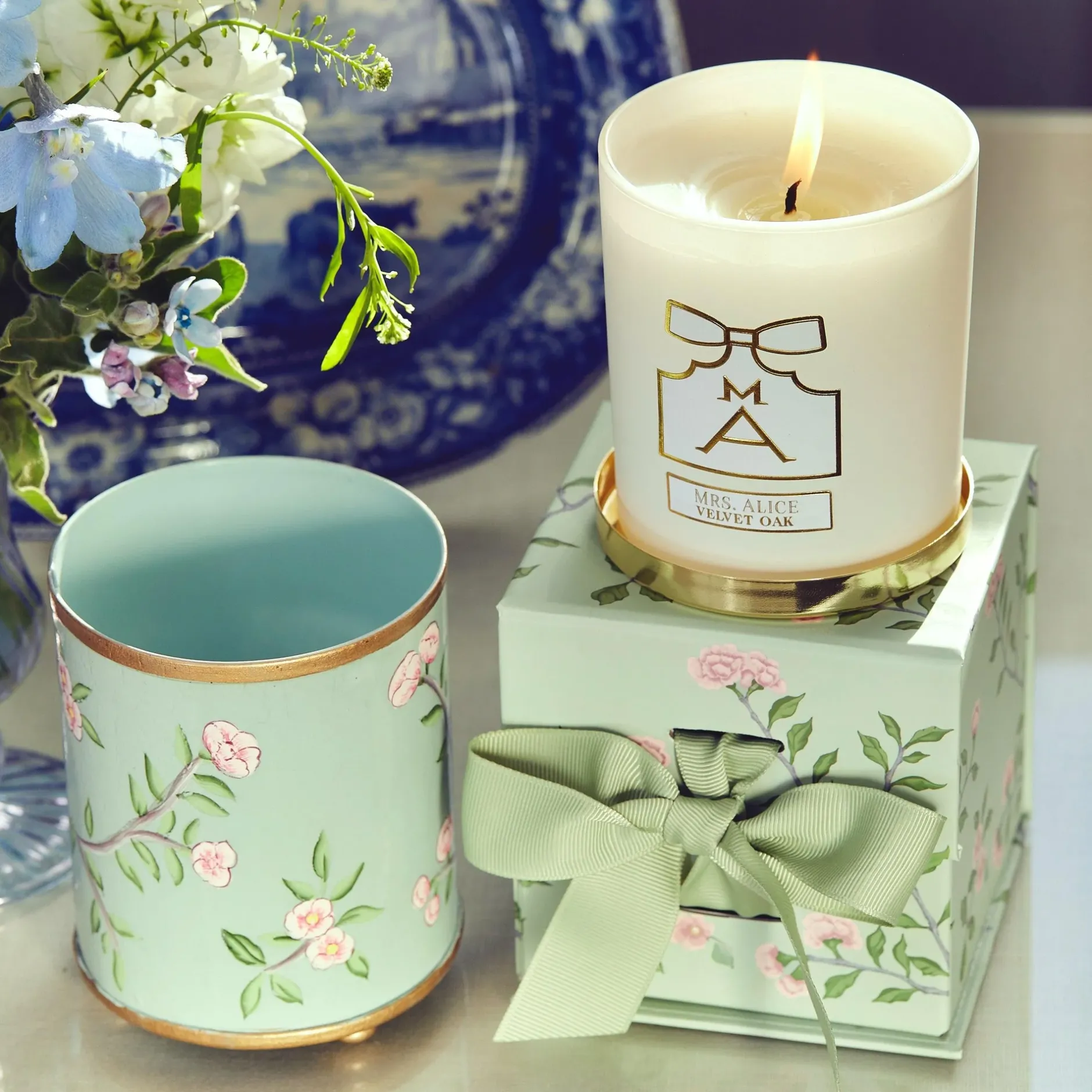 Best Mrs. Alice Velvet Oak Tole Candle Pot