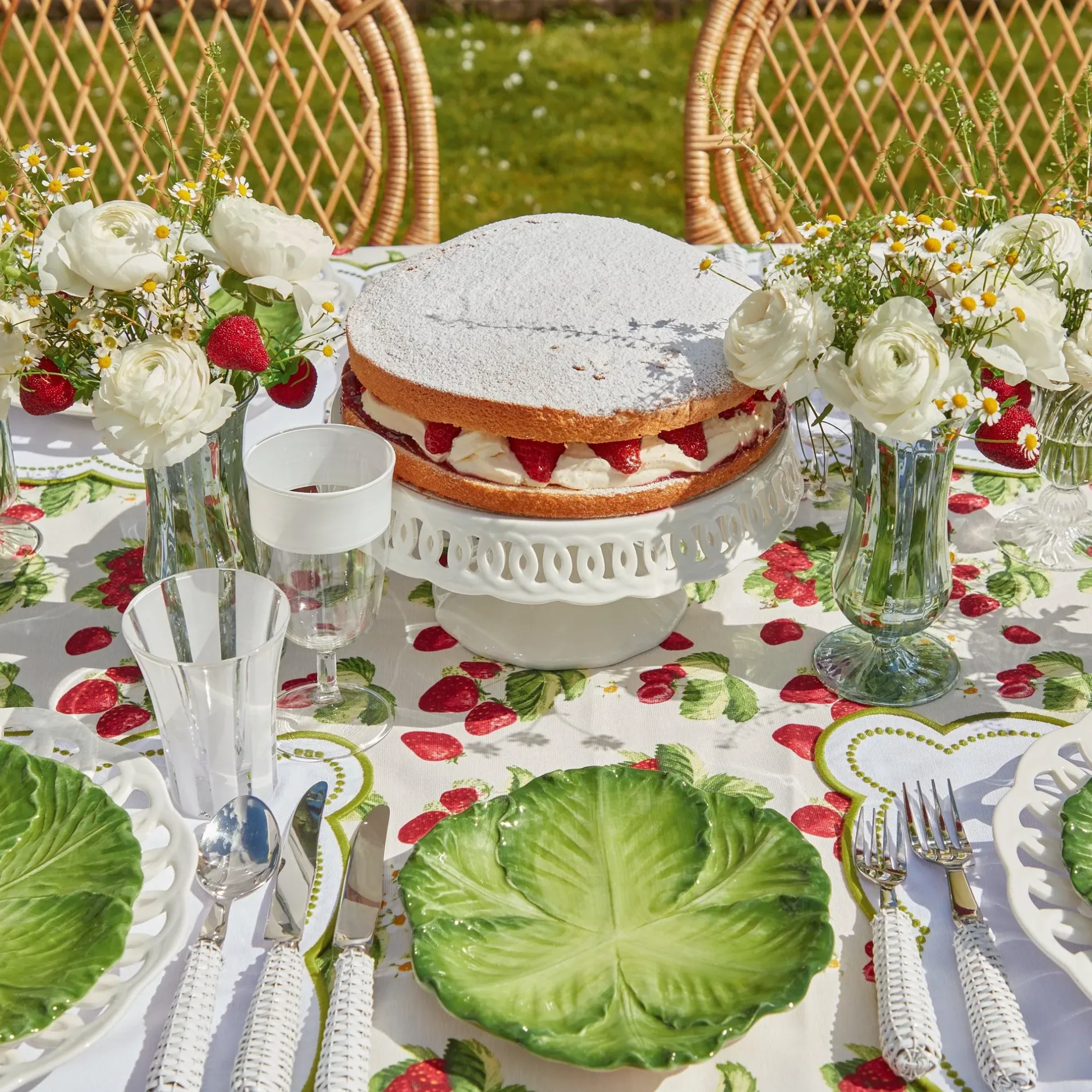 Clearance Mrs. Alice White Lace Cake Stand