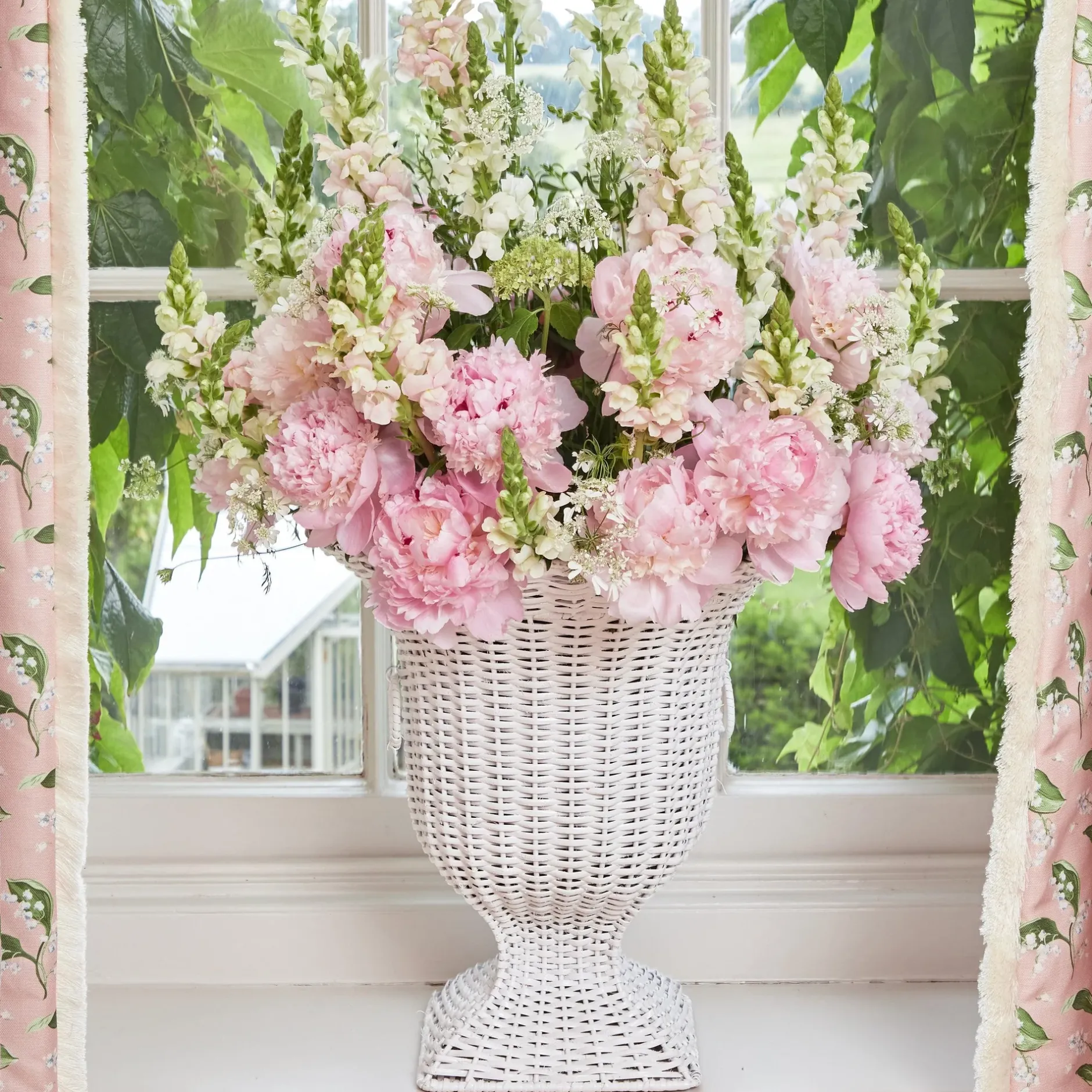 New Mrs. Alice White Liliana Scalloped Rattan Urn