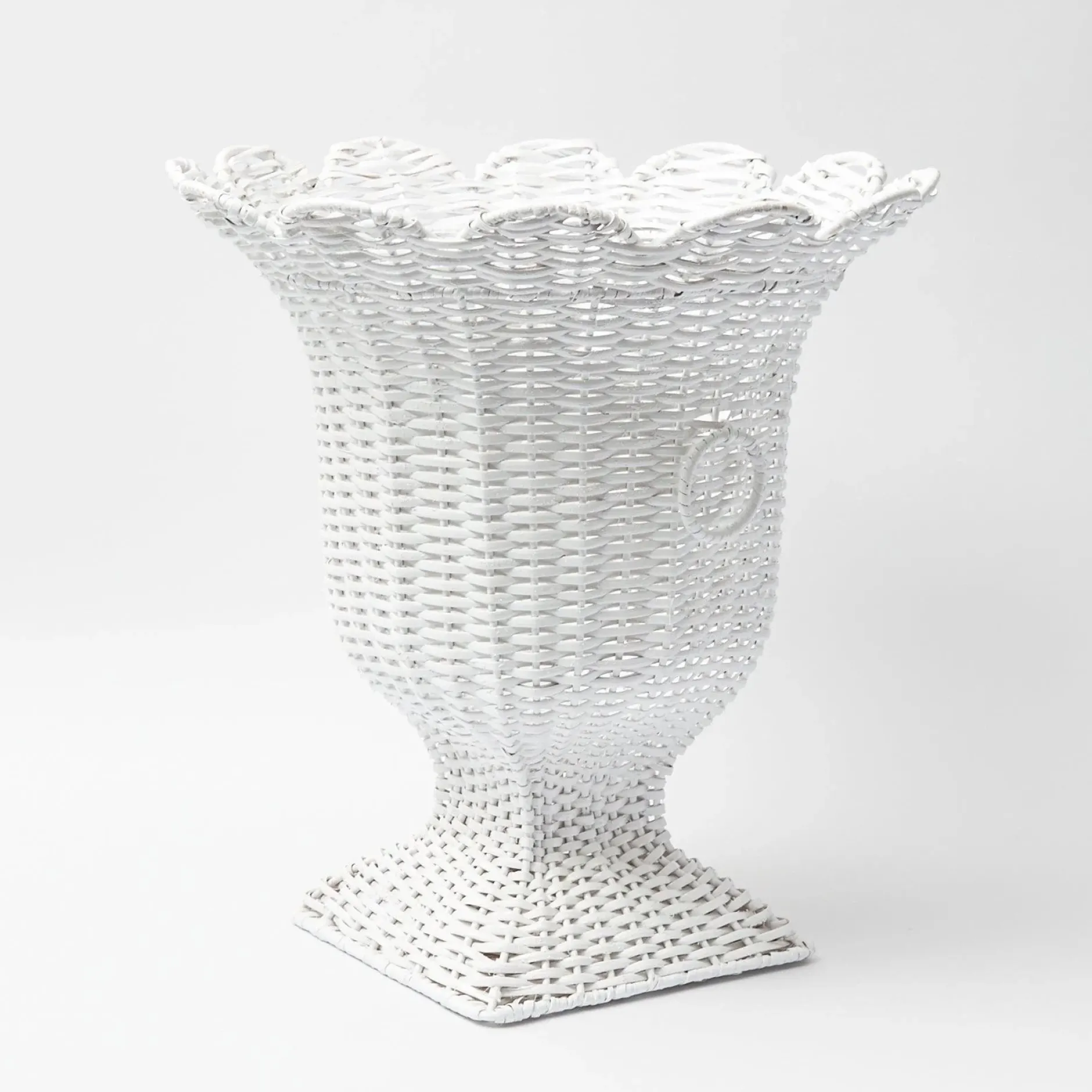 Outlet Mrs. Alice White Liliana Scalloped Rattan Urn