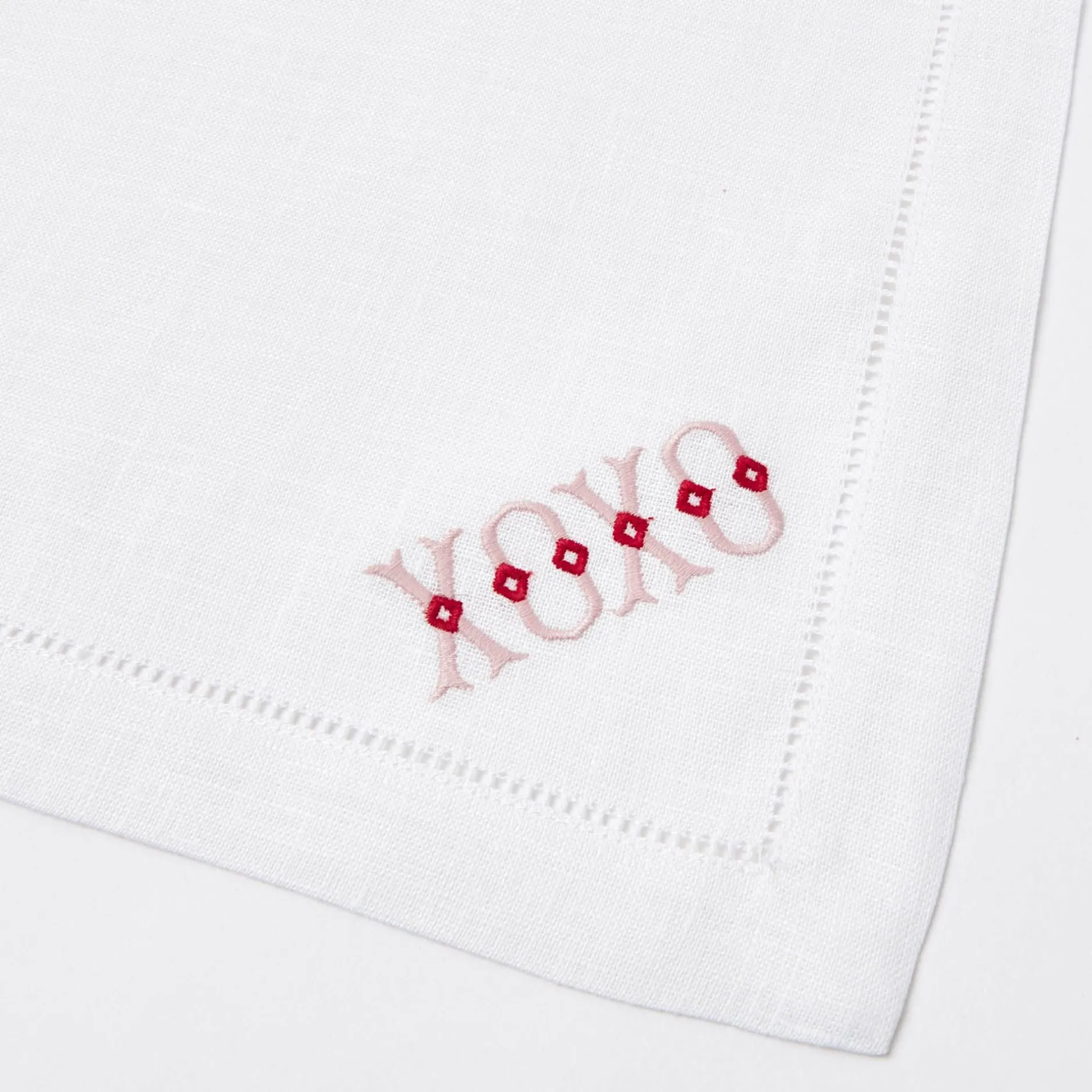 Mrs. Alice White Linen Xoxo Napkins (Set Of 4)