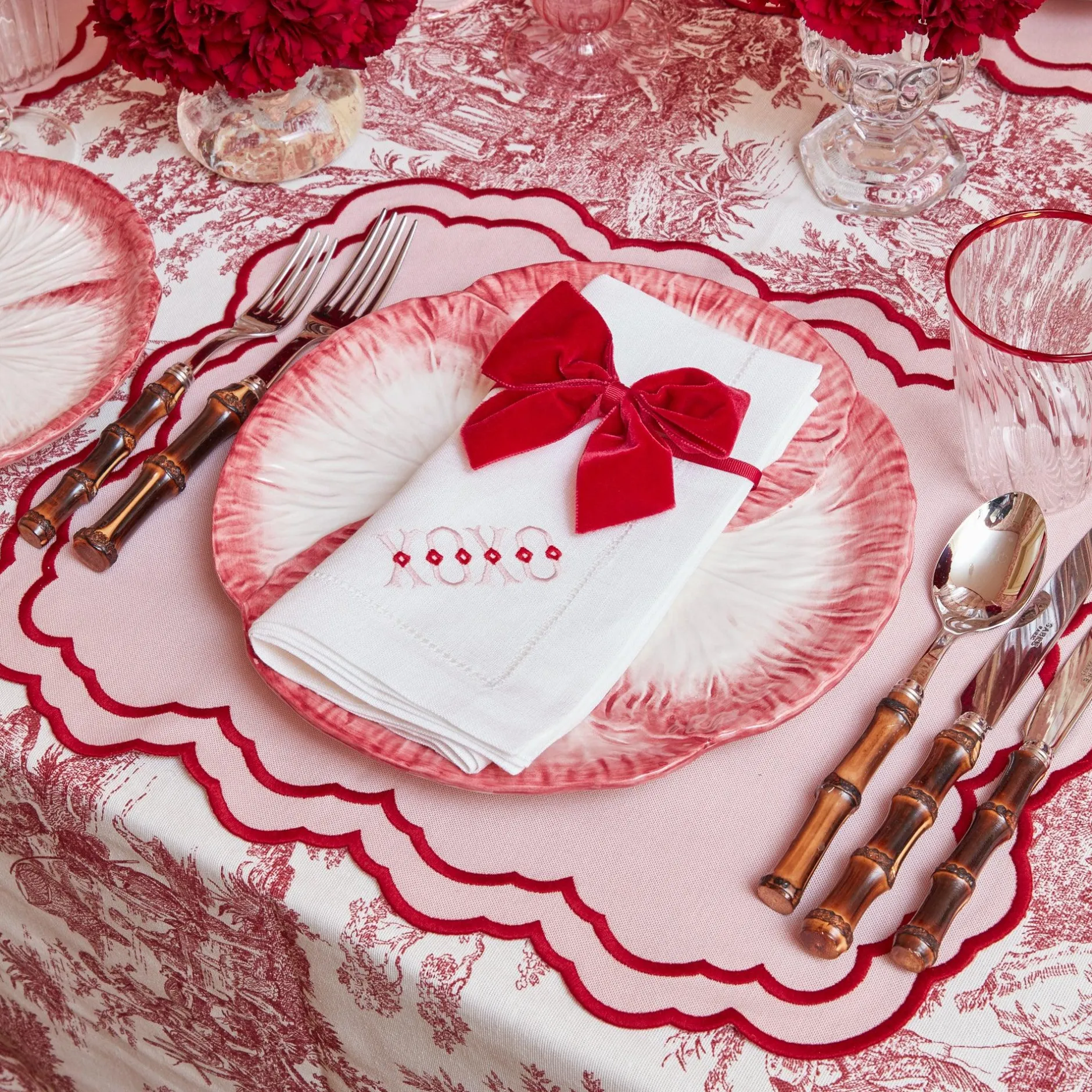 Mrs. Alice White Linen Xoxo Napkins (Set Of 4)