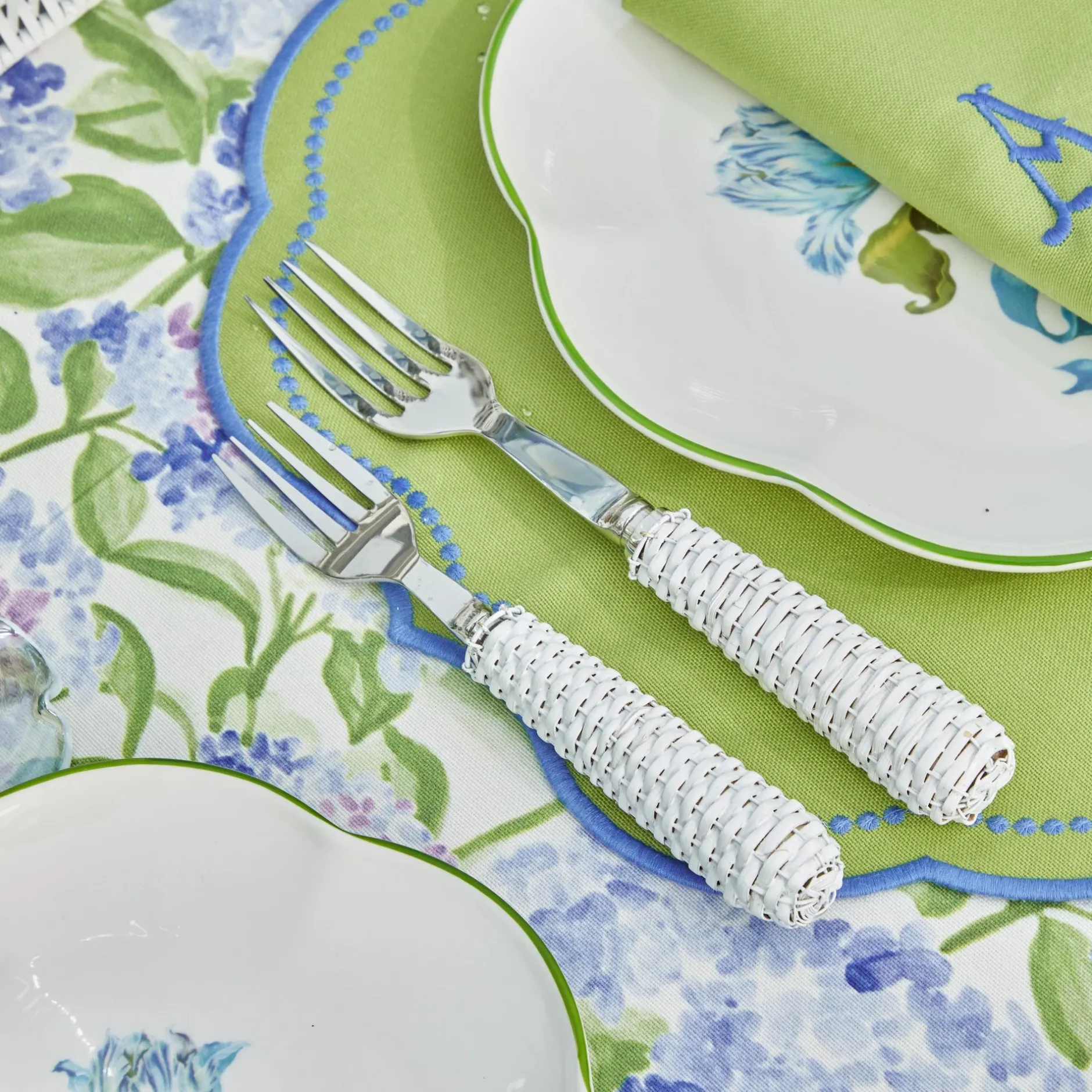 Clearance Mrs. Alice White Rattan Cutlery (5 Piece)