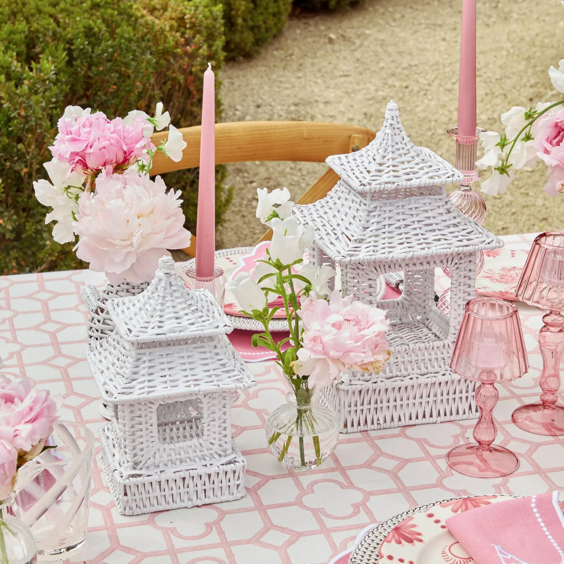 New Mrs. Alice White Rattan Pagoda Lantern