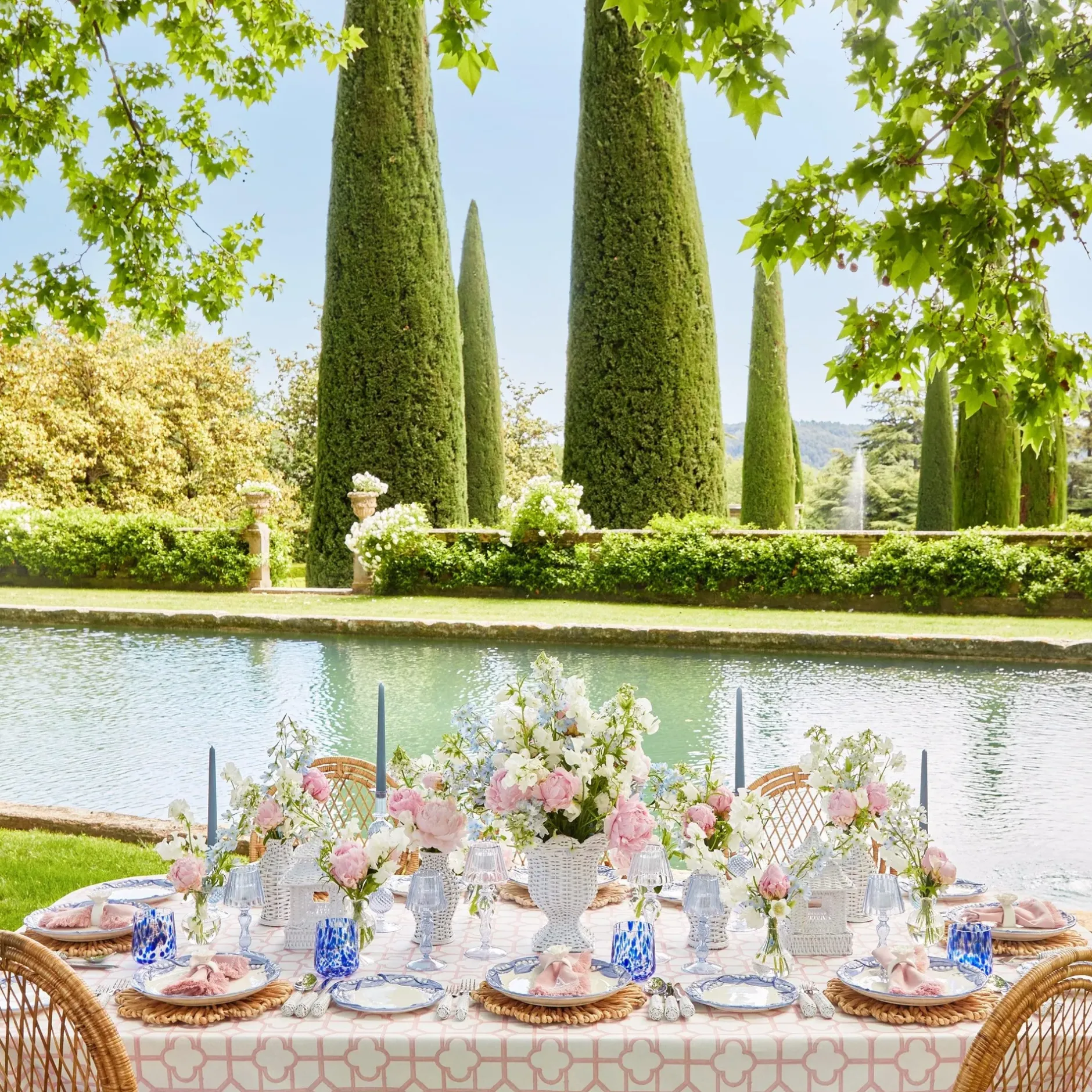 Mrs. Alice White Rattan Vase (Set Of 3)