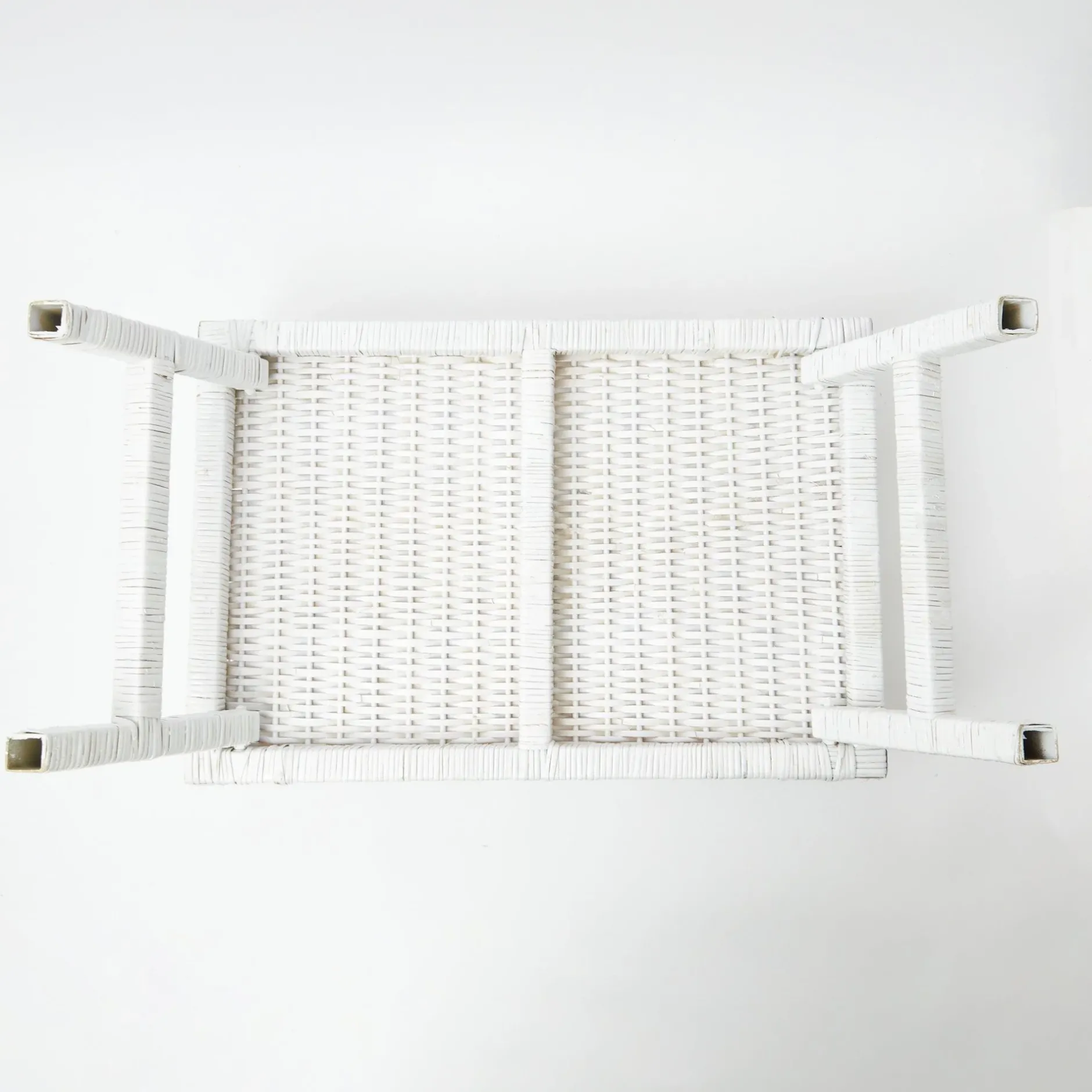 Hot Mrs. Alice White Scalloped Rattan Breakfast Tray