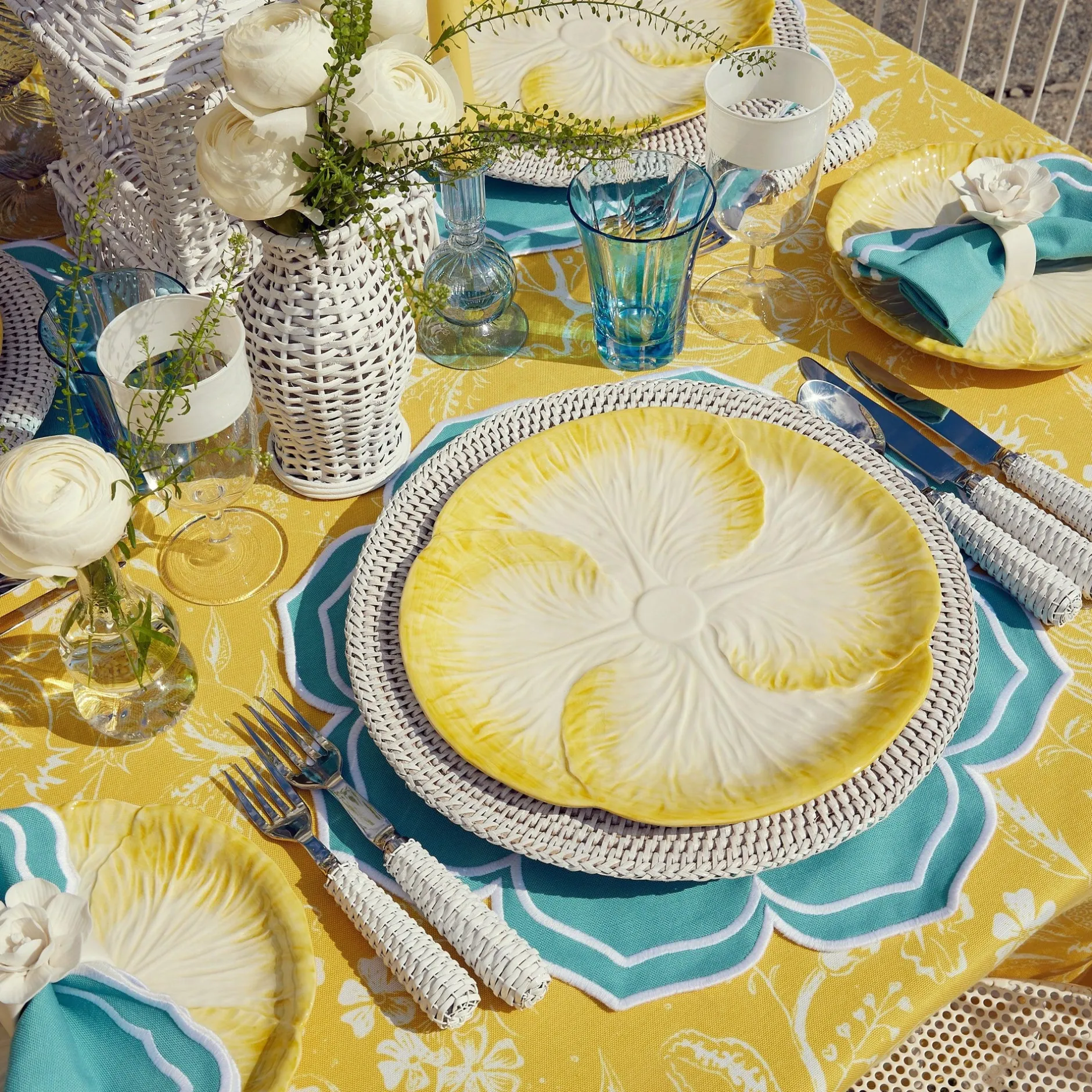 Mrs. Alice Yellow Capri Lettuce Dinner Plates (Set Of 4)